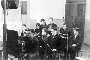 Группа К-44 на рисунке. 14 декабря 1950 г. На фото Бронислав Быструшкин сидит в первом ряду.