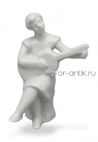 Девушка с гитарой