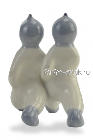 Космонавты