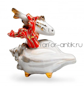Ракушка с рыбкой