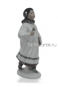 Девочка-якутка с цветком