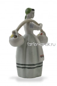 Девушка с грибами