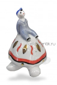 Мальчик на черепахе