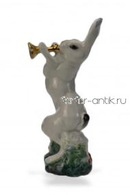 Заяц с трубой
