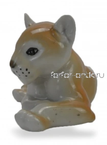 Львёнок лежащий