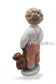 Мальчик с медведем