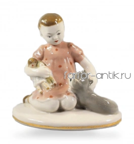 Девочка с кошкой - Ленинградский фарфоровый завод