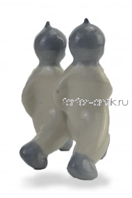 Космонавты