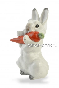 Заяц с морковкой 1 - Ленинградский фарфоровый завод
